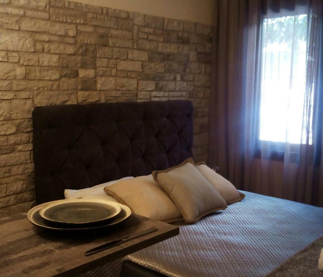 Lux Studio 1 Athens Luaran gambar