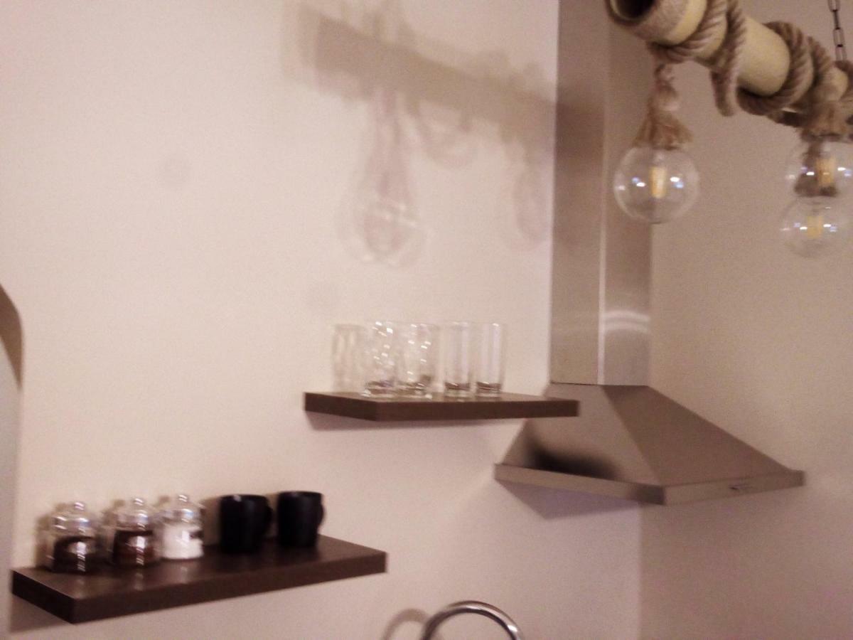 Lux Studio 1 Athens Luaran gambar